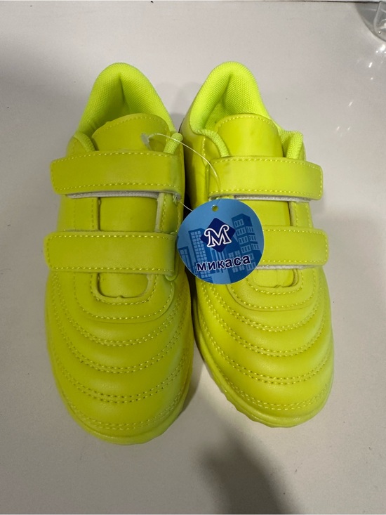 Other - Kids soccer sneakers  Neon Yellow Hook-and-Loop Athletic Shoes, size 32